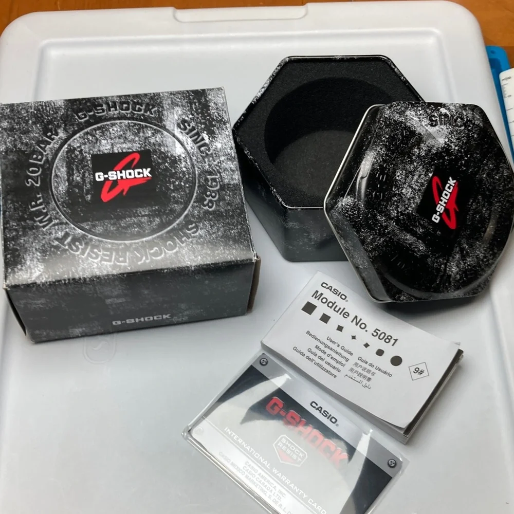 Casio Gshock GA-100A, glossy white gray purple colorway, new battery, full kit